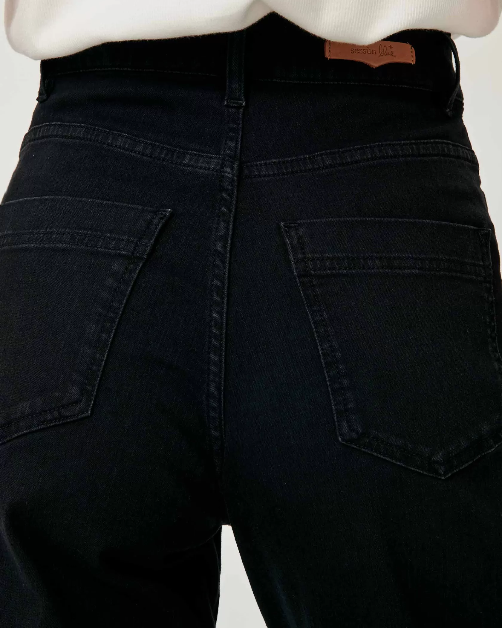 bay_cruise_4-2.webp Sessùn Bay cruise Pure Black Online