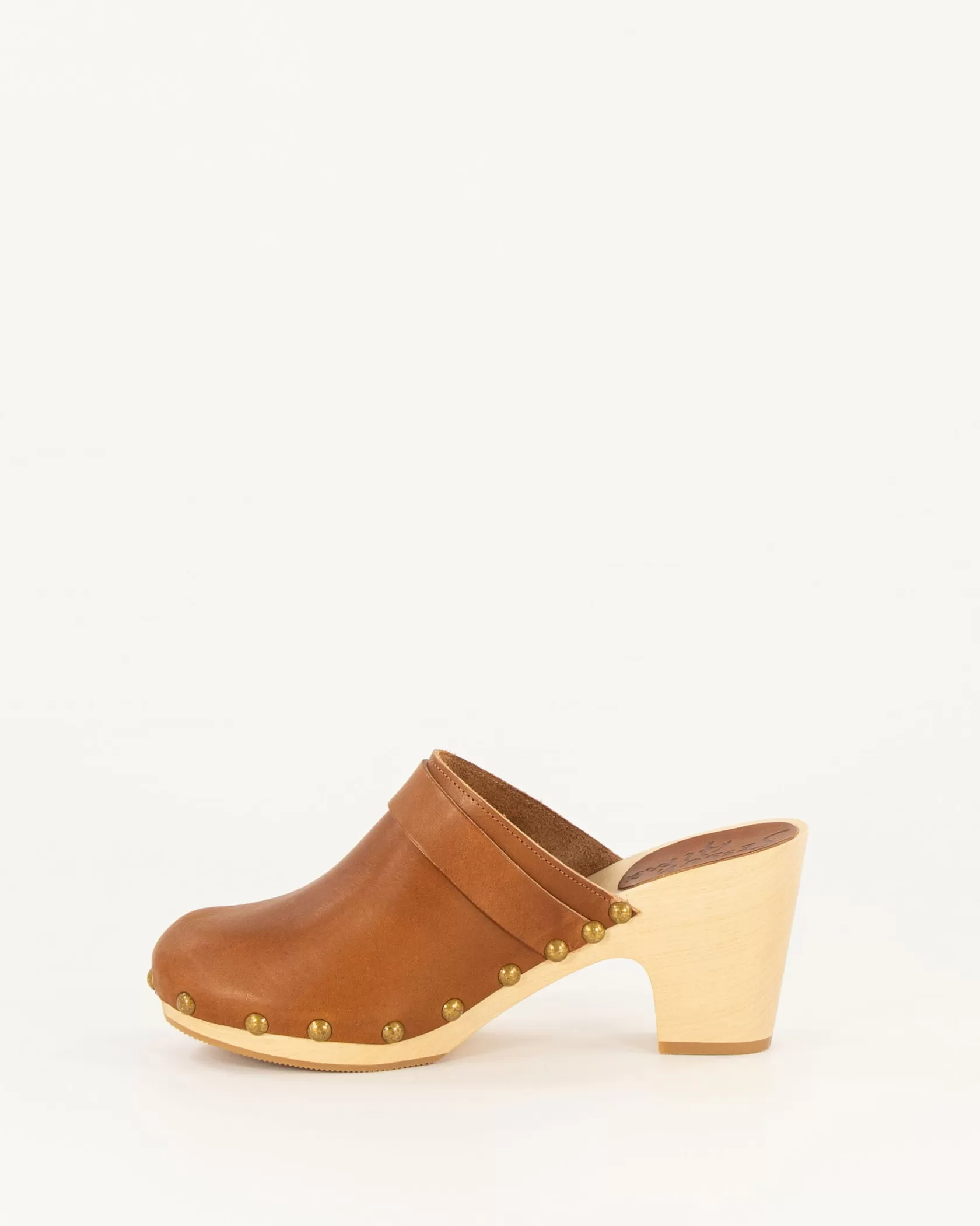 folko_3-1.webp Sessùn Folko Cognac Fashion