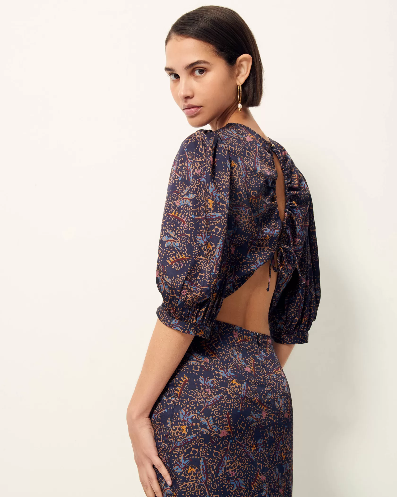 hamina_4.webp Sessùn Hamina Pampla Online