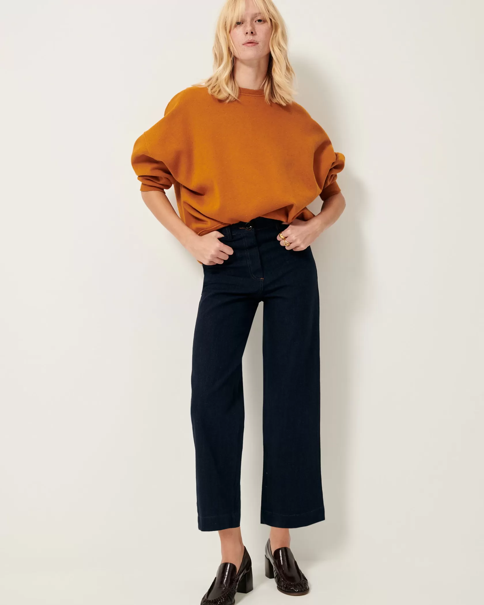 hikari_4.webp Sessùn Hikari Black Leather Fashion